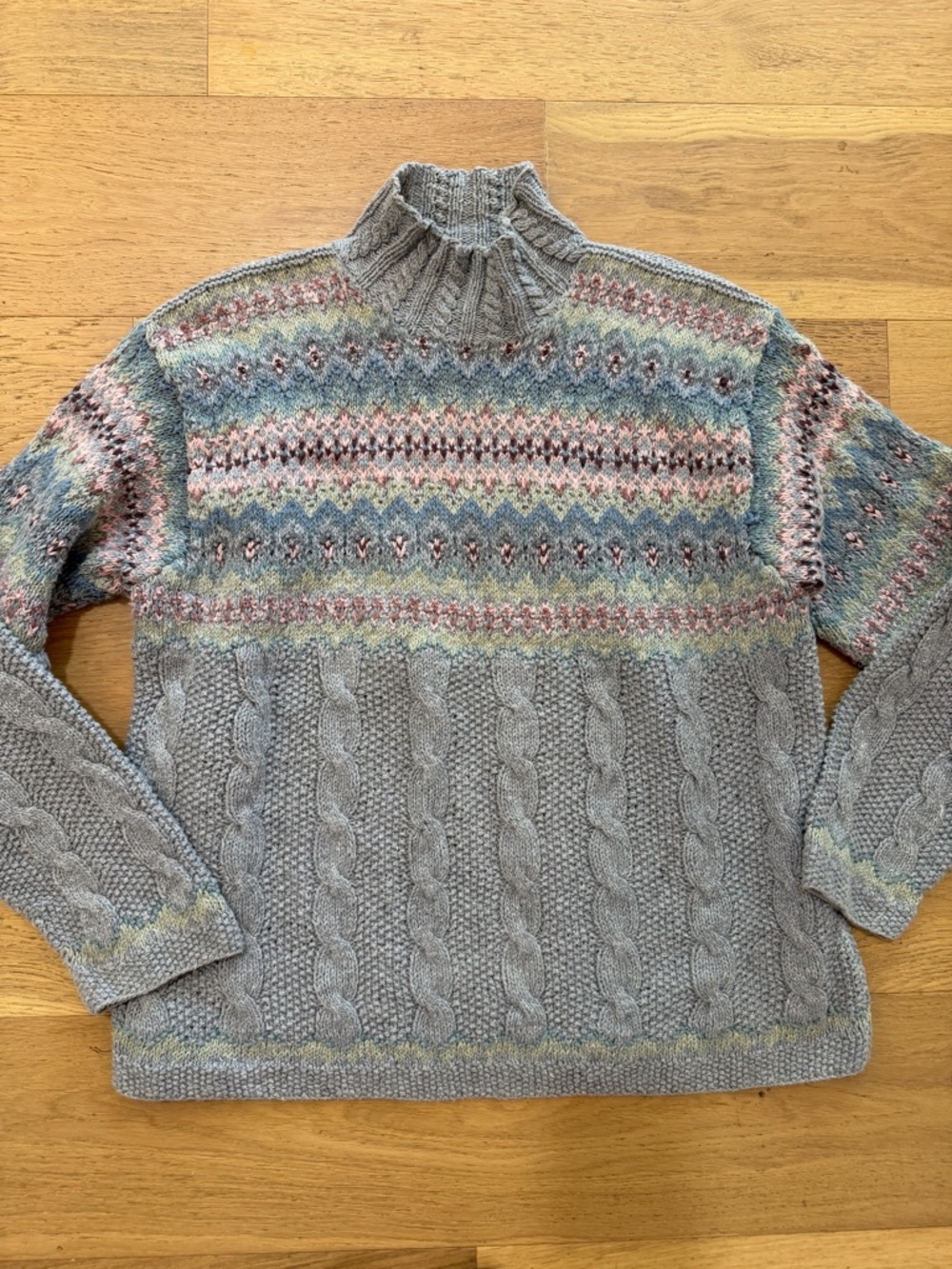 Vintage Jones New York Women’s XL Handknit Gray Cable Knit Fair Isle Sweater GUC